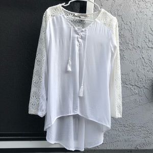 American Rag White Floral Eyelet Lace Blouse
